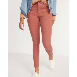 Old Navy pink coral mid rise Rockstar super skinny jeans size 6